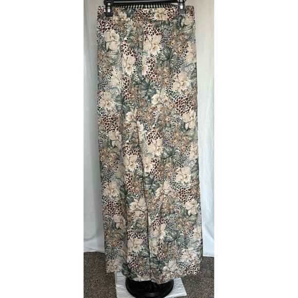 Lita by Ciara Wide Leg Animal Print Floral Pants 100% Viscose Size Medium - Picture 5 of 10